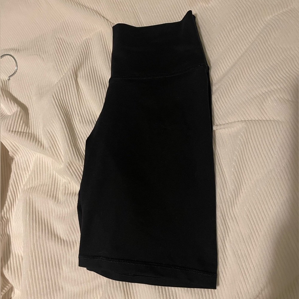 American Eagle biker shorts